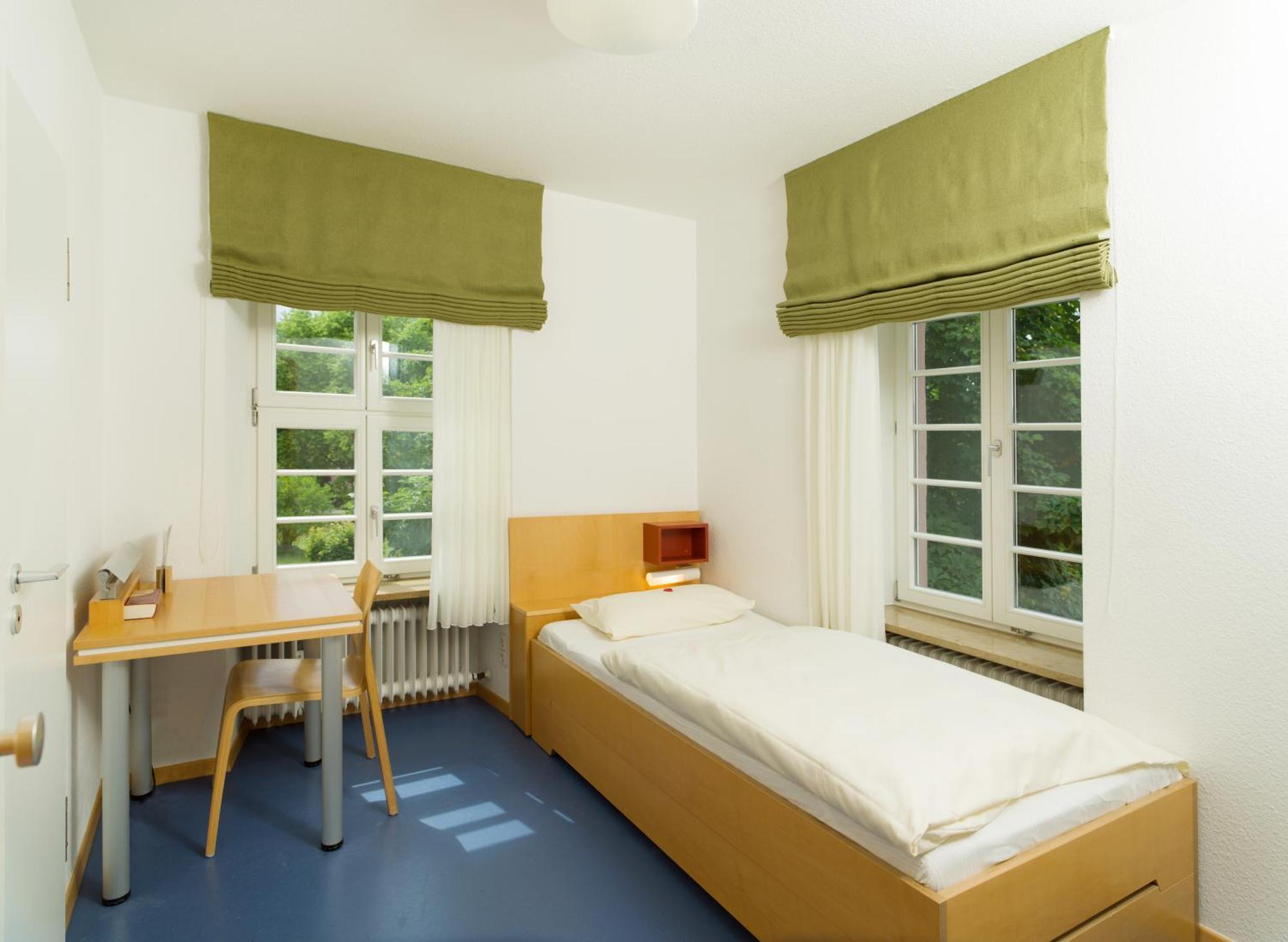 Bildungshaus Neckarelz Hotel Mosbach  Exterior photo