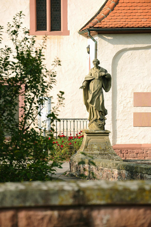 Bildungshaus Neckarelz Hotel Mosbach  Exterior photo